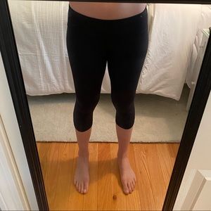 Black  Lululemon Capri pants